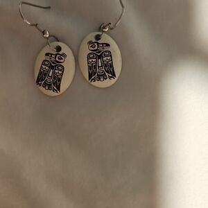 Elegant Cream and Black Bird Earrings